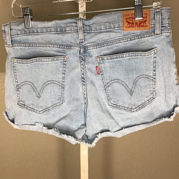 Levi’s Mid-Rise Denim Jean Shorts Cutoffs Sz30 - Picture 3 of 7